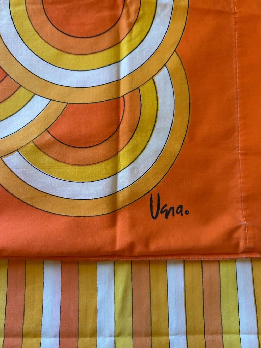 Vintage Vera Mod Orange and Yellow Circle Geometric Full Sheet Set